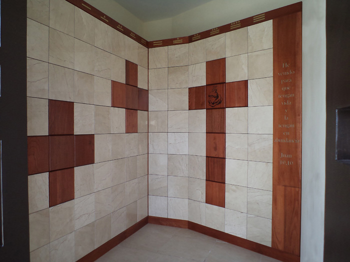 Criptas imagen con cruz